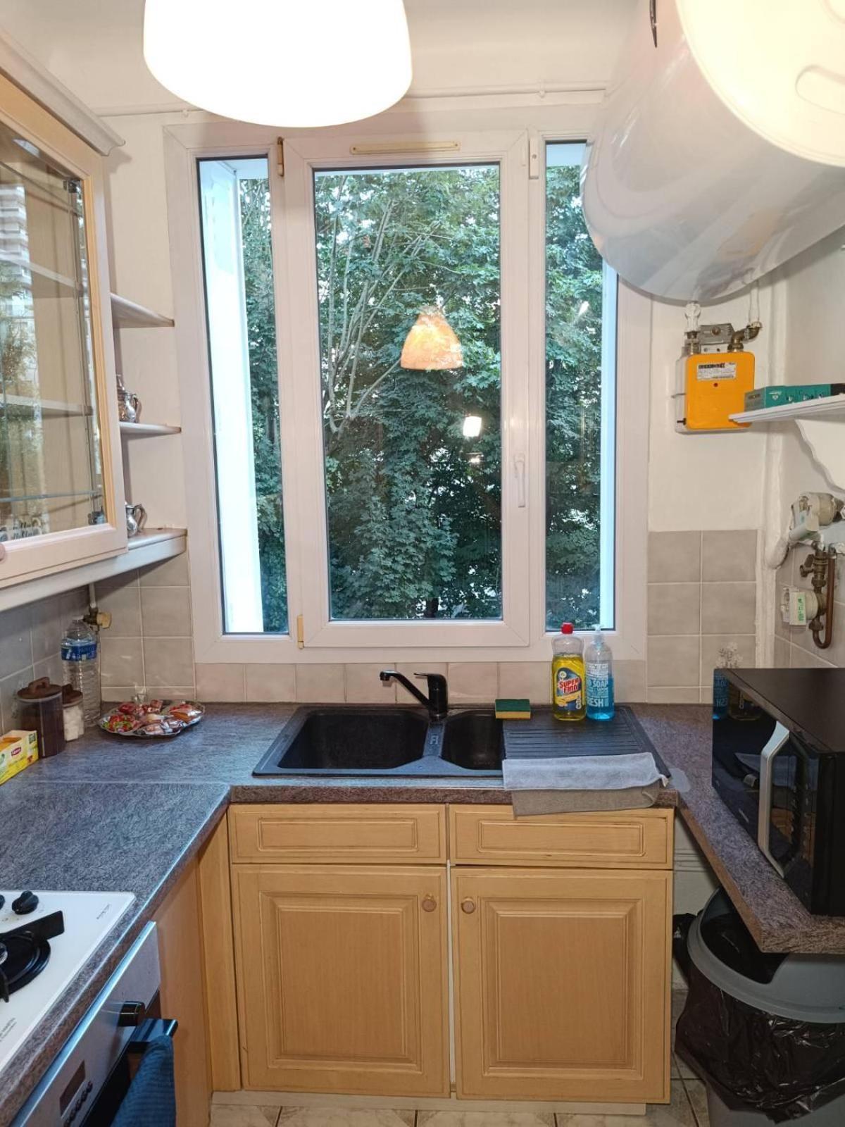 Chambres Privees Dans Un Appartement De 2 Pieces A Paris 13E Exterior photo